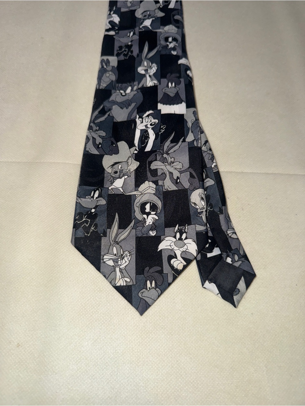 Warner Bros. Black & Gray Looney Tunes Character Tie 1997
